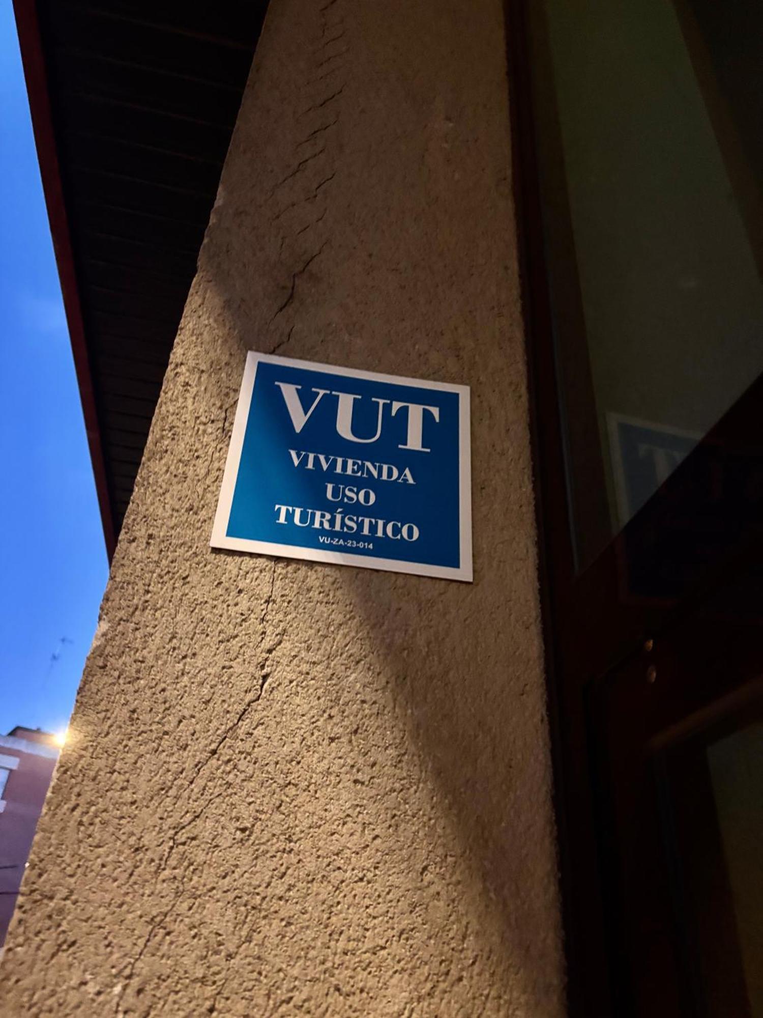 Suite Lay Saragossa Exterior foto